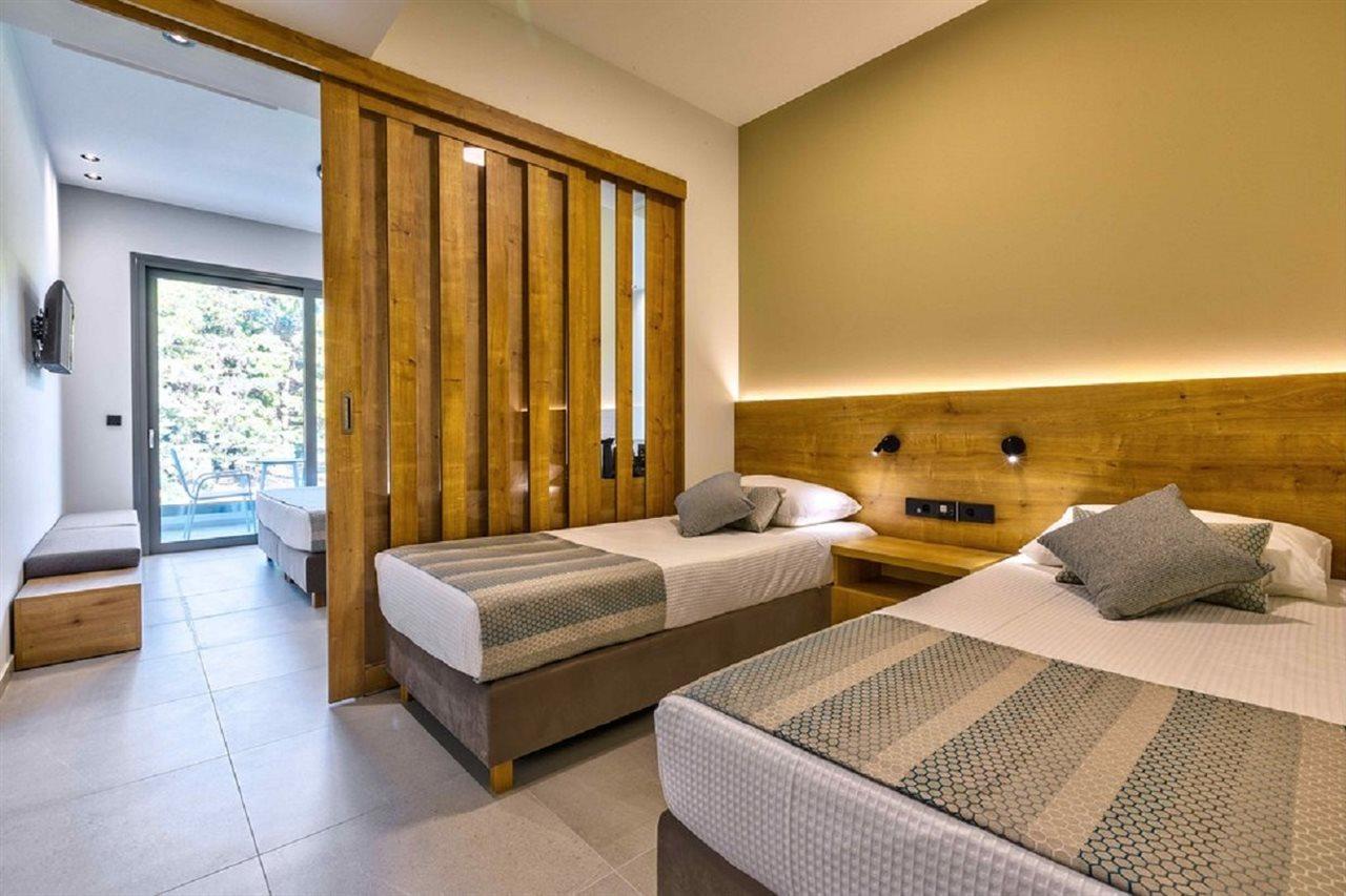 White Olive Elite Laganas Hotel ภายนอก รูปภาพ
