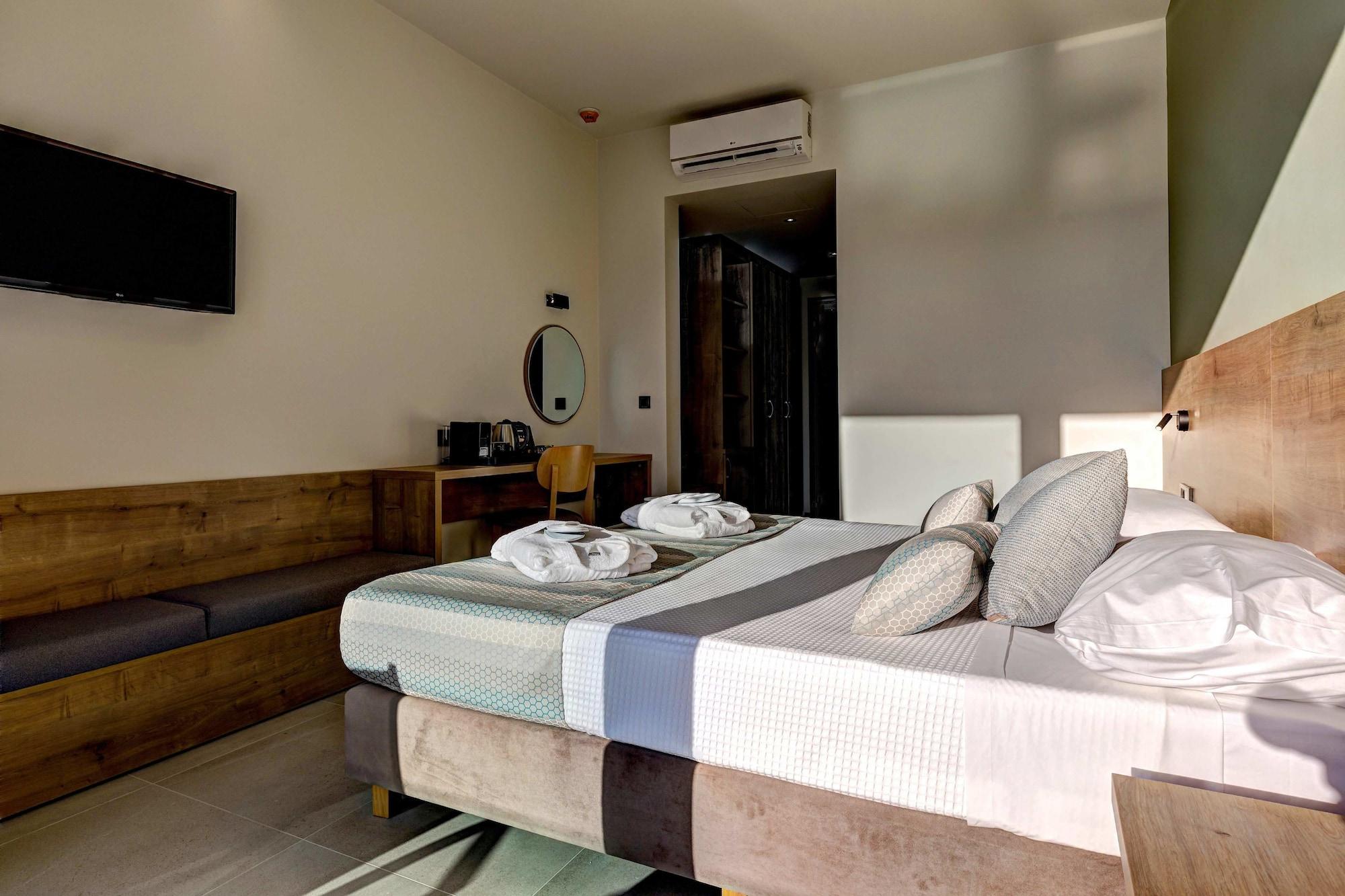 White Olive Elite Laganas Hotel ภายนอก รูปภาพ