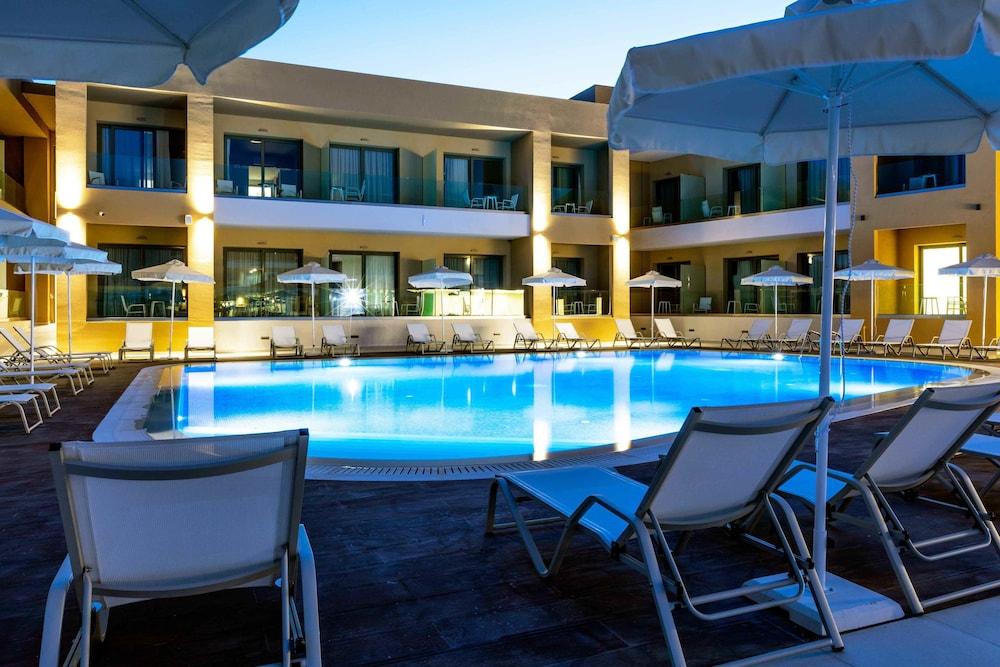 White Olive Elite Laganas Hotel ภายนอก รูปภาพ