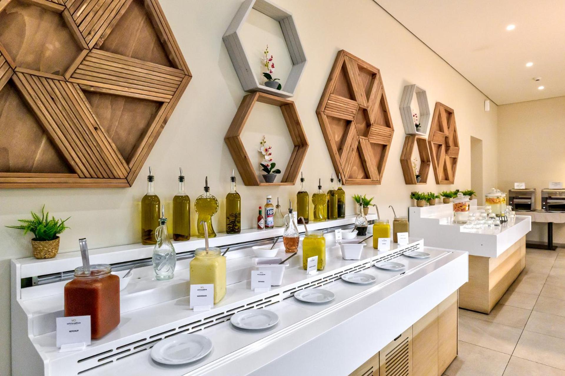 White Olive Elite Laganas Hotel ภายนอก รูปภาพ